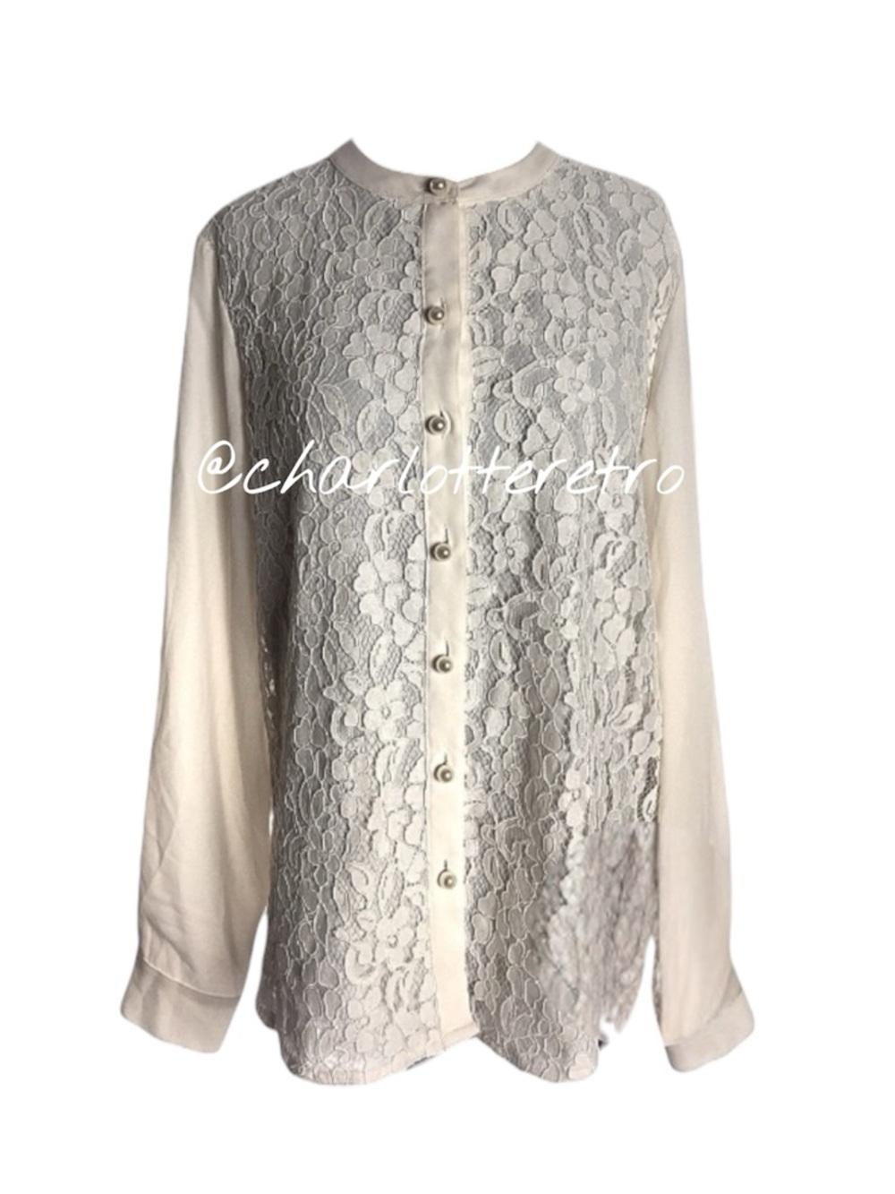 Karl Lagerfeld • Lace Blouse w Pearl Buttons
